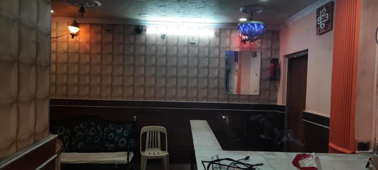 Khaja Habib Hotel Calcutta Eksteriør billede