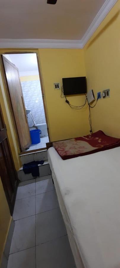 Khaja Habib Hotel Calcutta Eksteriør billede